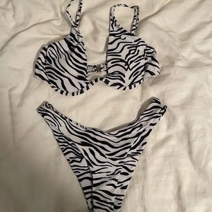 Zebra bikini